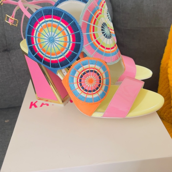 KATMCONIE HEELS SANDALS - Picture 4 of 11